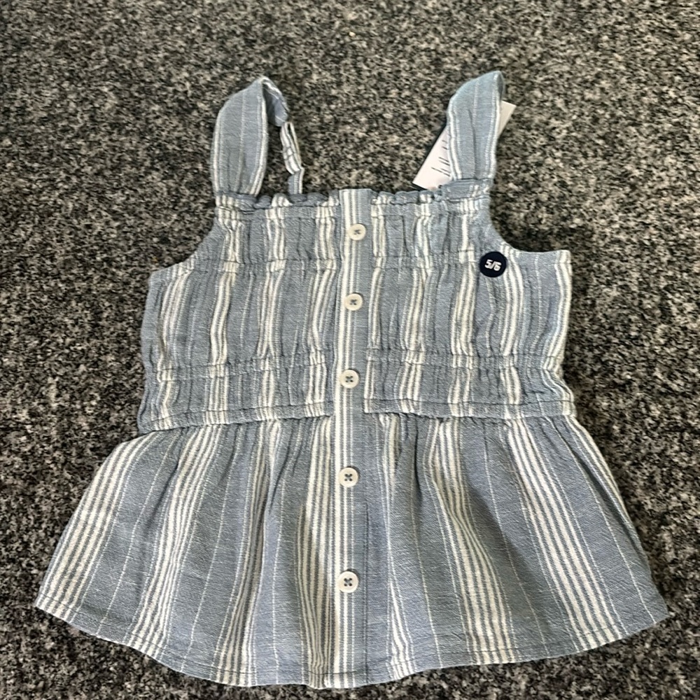 Peplum top NWT